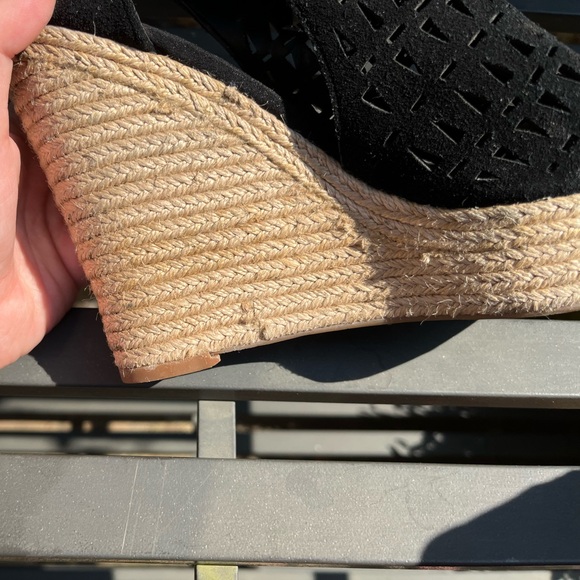 Marc Fisher Wedge Heels - Picture 11 of 12